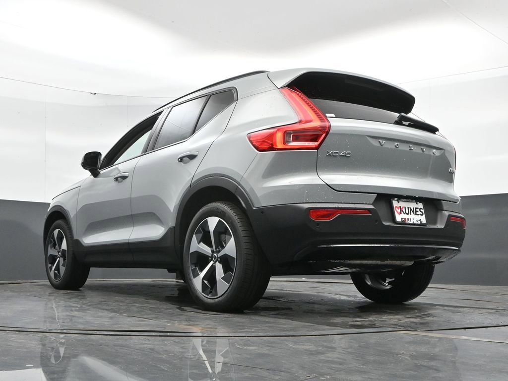 New 2026 Volvo XC40 B5 Plus w/ Protection Package Premier AWD/4WD image 45