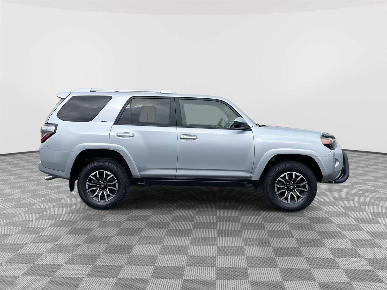 Certified 2018 Toyota 4Runner Limited image 2