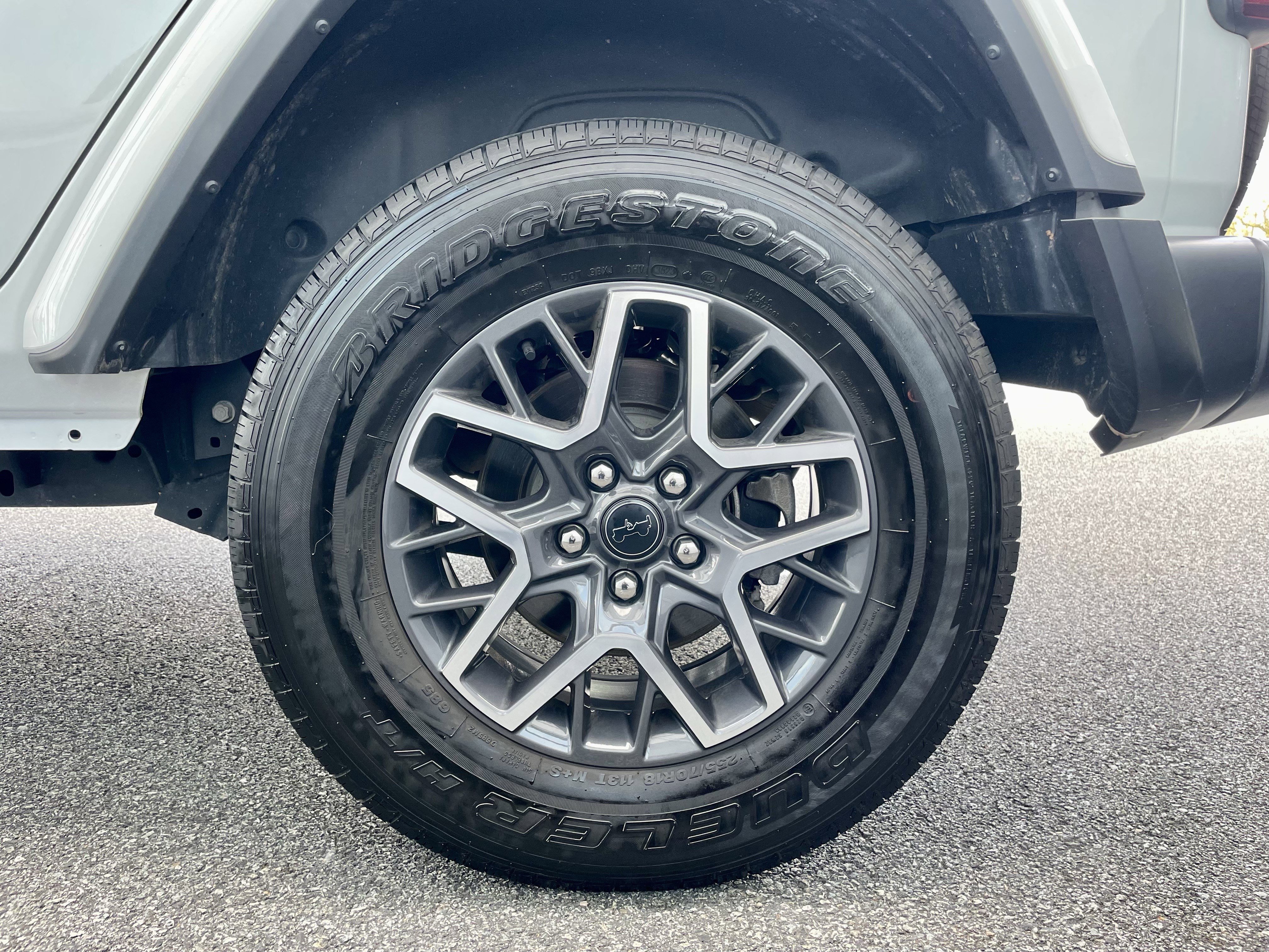 Used 2024 Jeep Wrangler Sahara image 10