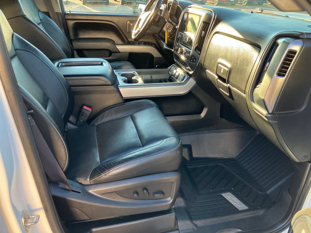 Used 2015 Chevrolet Silverado 3500 LTZ w/ Duramax Plus Package AWD/4WD image 13