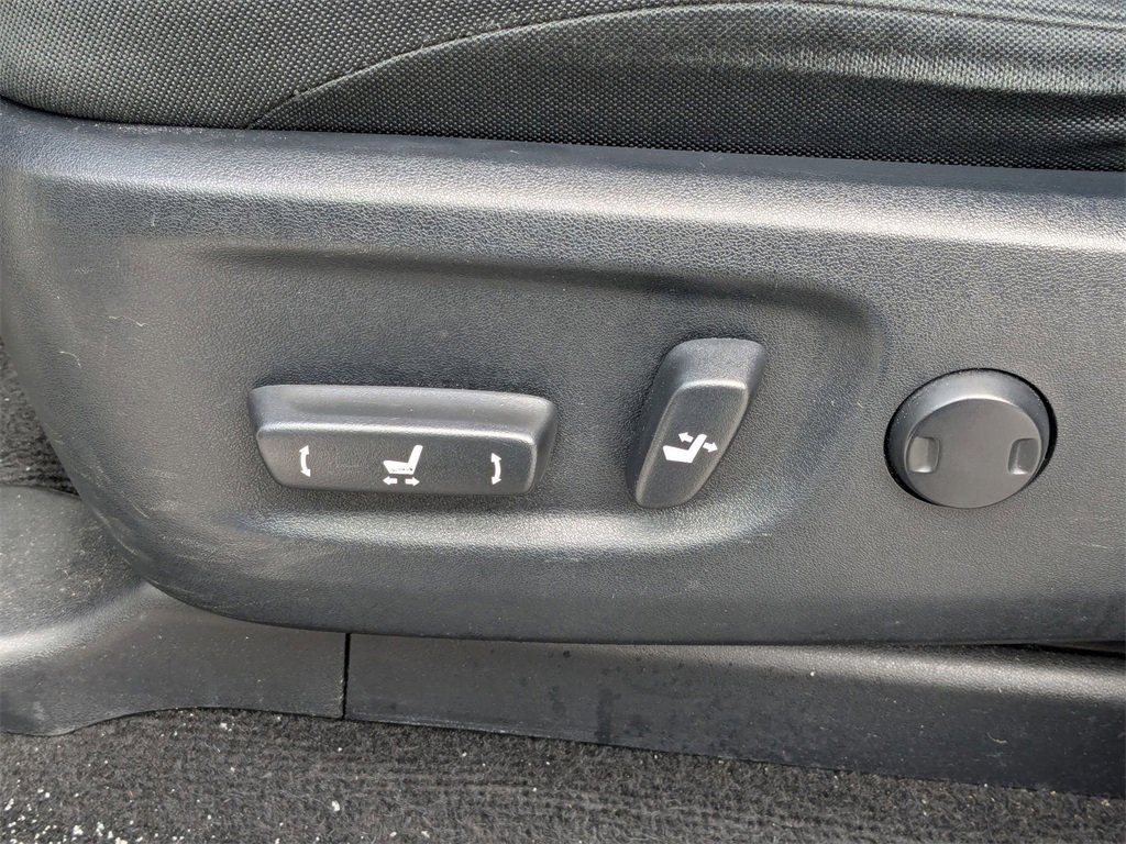 Used 2024 Toyota 4Runner TRD Off-Road image 16