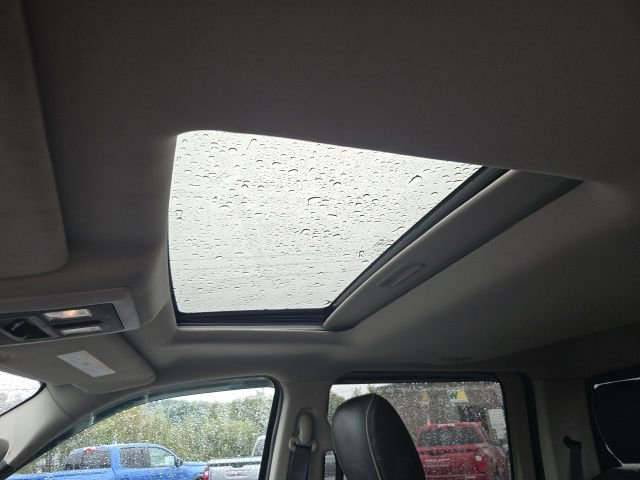 Used 2015 RAM 1500 Limited image 19