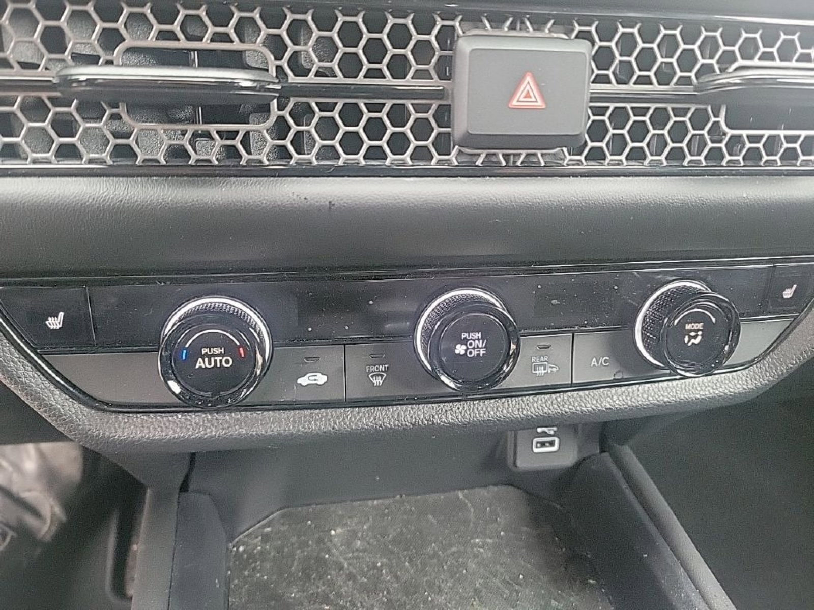 Used 2024 Honda HR-V Sport image 26