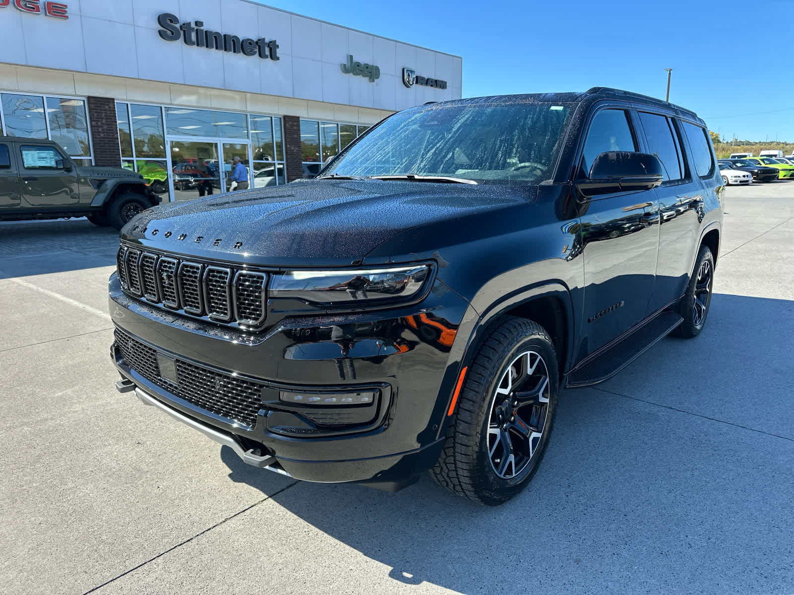 New 2025 Jeep Wagoneer Series II AWD/4WD image 5