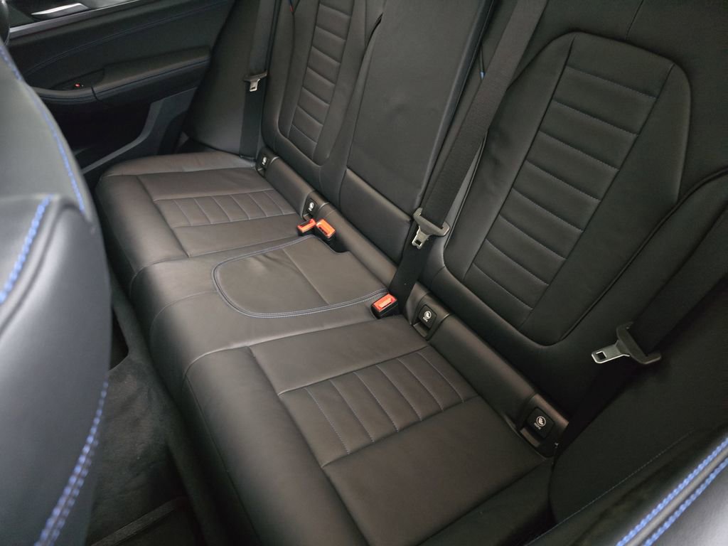 Used 2018 BMW X3 M40i w/ Premium Package image 17