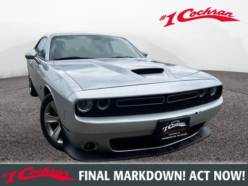 Used 2021 Dodge Challenger R/T RWD image 1