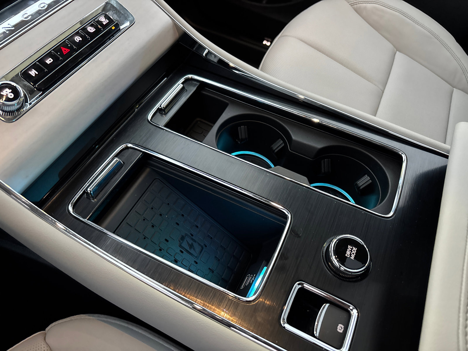 New 2026 Lincoln Aviator Reserve w/ Illumination Package image 23