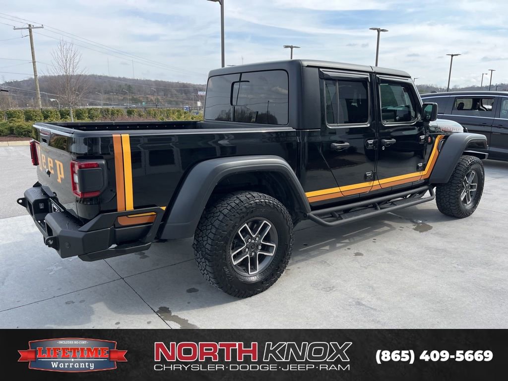 Used 2024 Jeep Gladiator Mojave w/ Convenience Group image 19