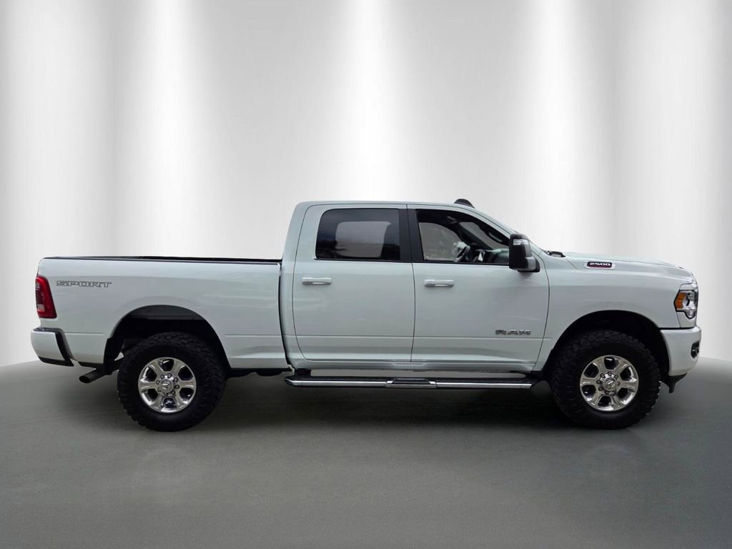 Used 2024 RAM 2500 Big Horn w/ Safety Group AWD/4WD image 8
