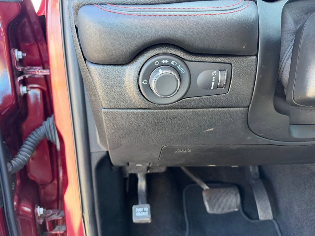 Used 2024 Dodge Durango R/T AWD/4WD image 17