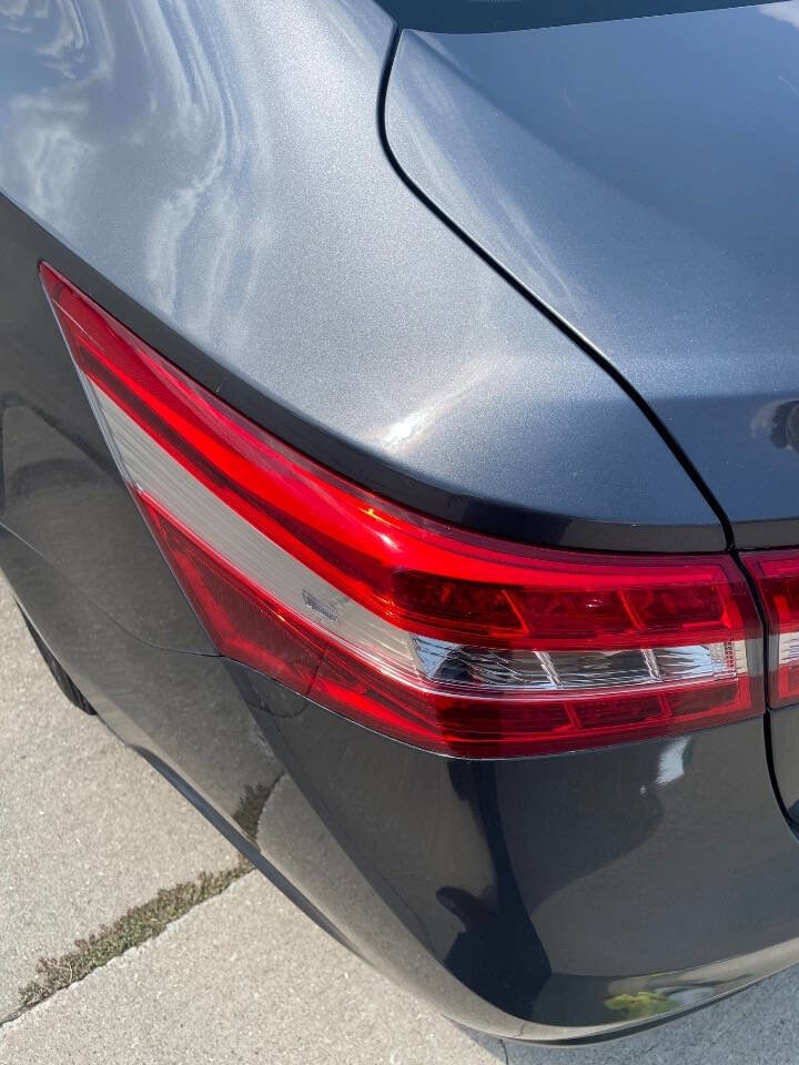 Used 2013 Toyota Avalon Limited image 22