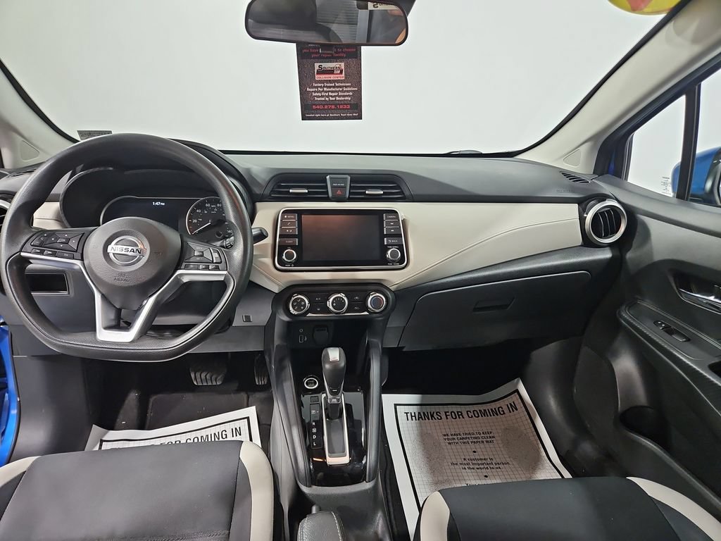 Used 2021 Nissan Versa SV FWD image 13