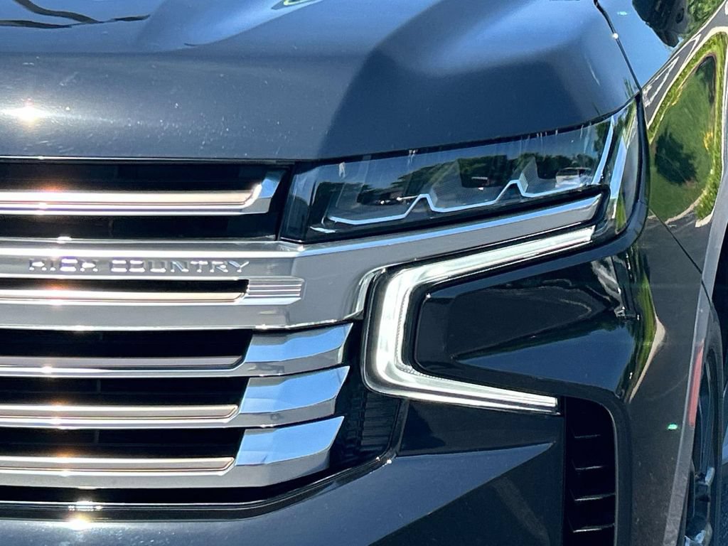 Used 2023 Chevrolet Tahoe High Country AWD/4WD image 9