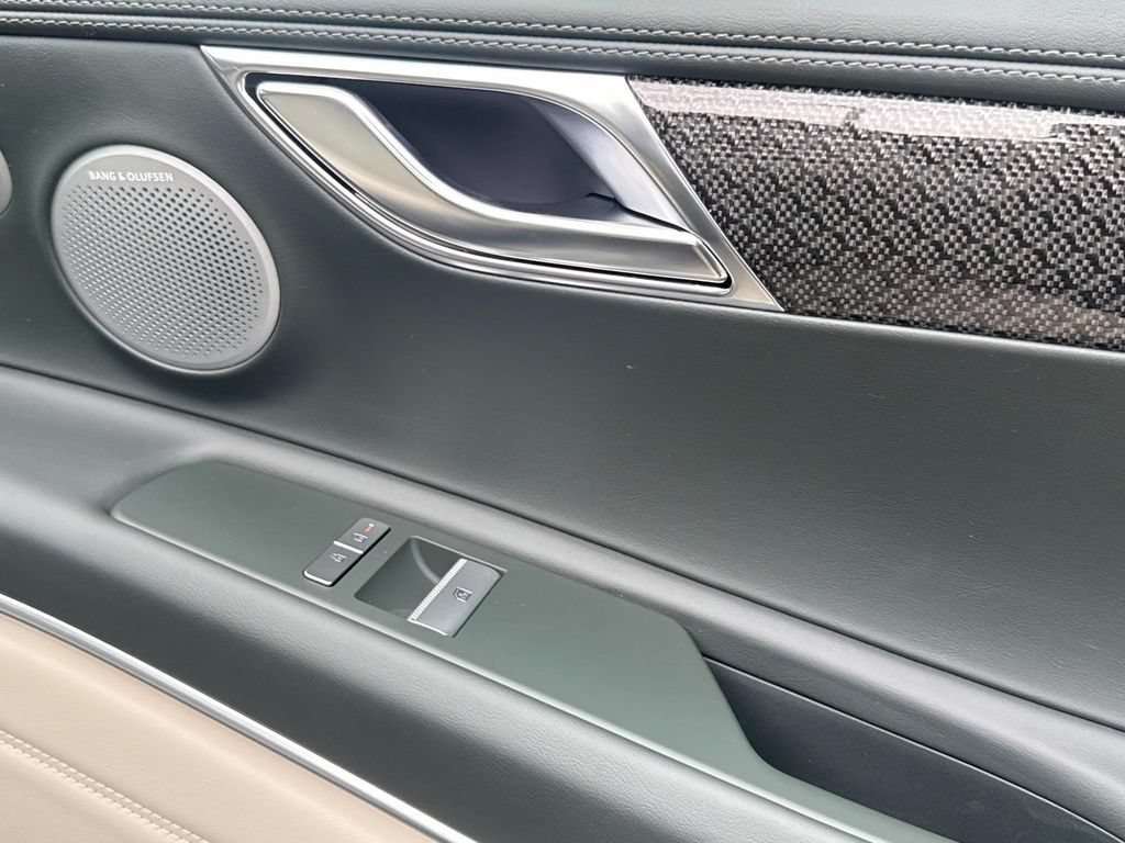 New 2026 Genesis GV80 3.5T e-SC AWD/4WD image 17