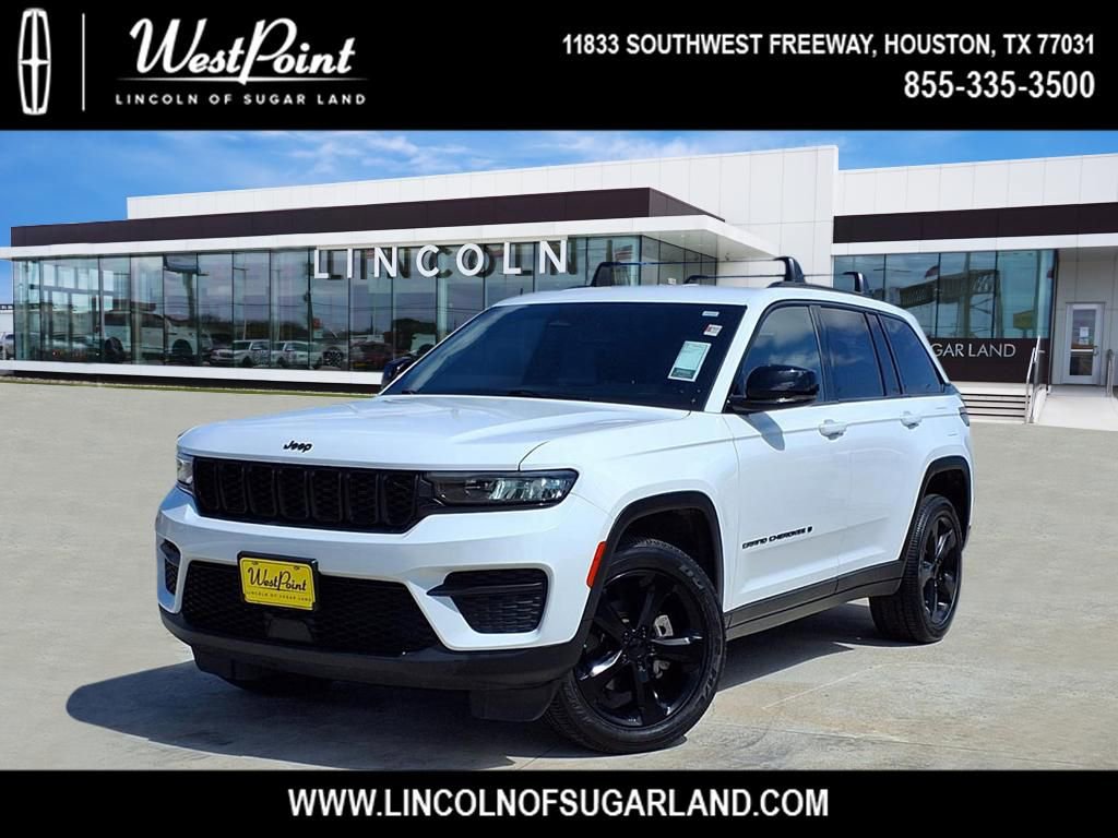Used 2023 Jeep Grand Cherokee Altitude