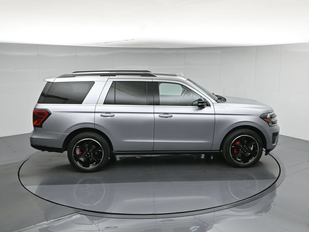 Used 2023 Ford Expedition Limited AWD/4WD image 44