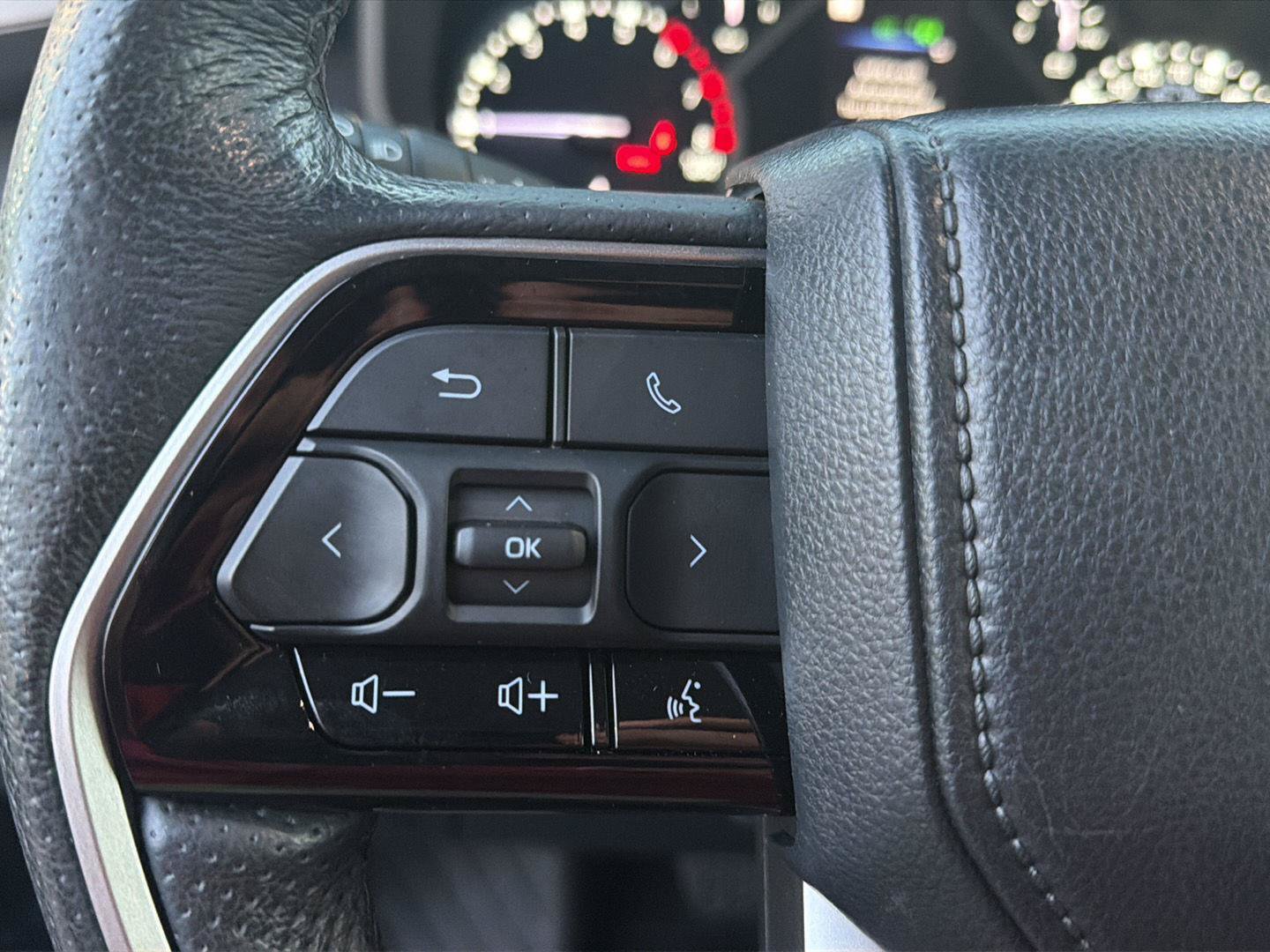 Used 2023 Toyota Tundra Limited AWD/4WD image 22