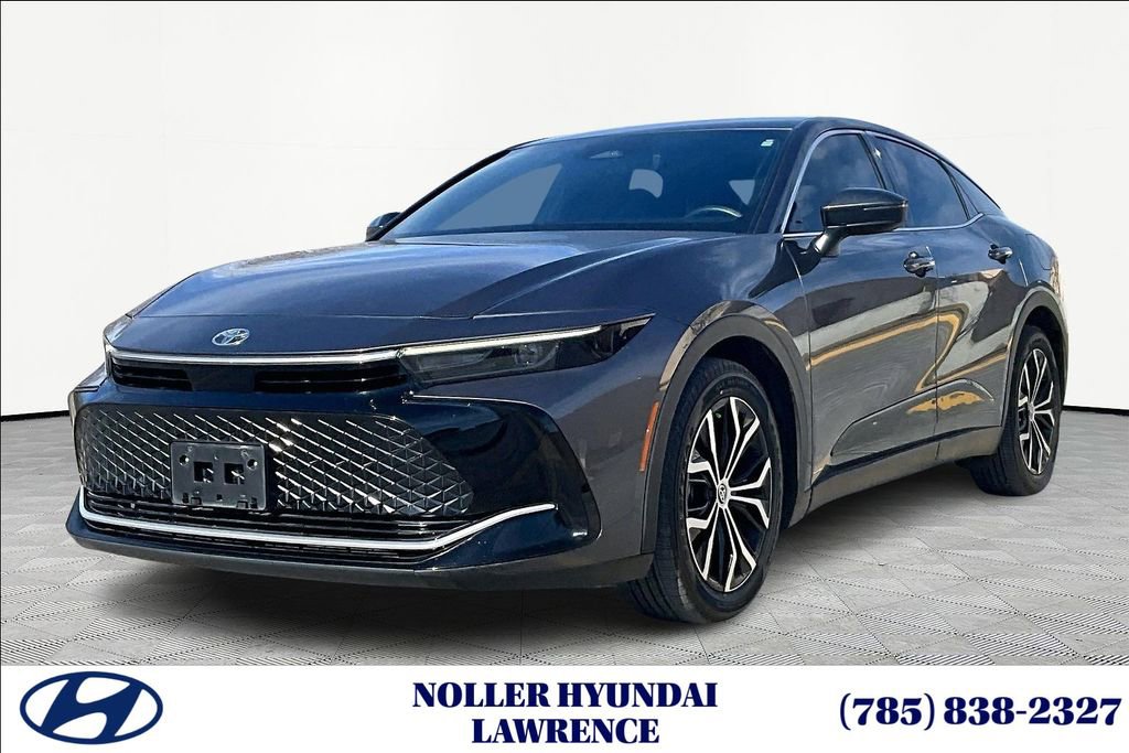 Used 2023 Toyota Crown XLE