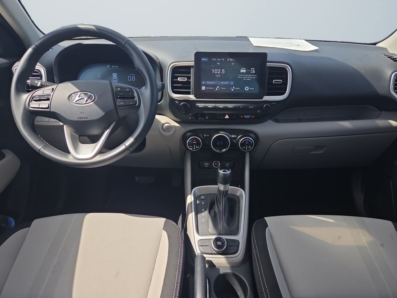 Certified 2025 Hyundai Venue SEL FWD image 12