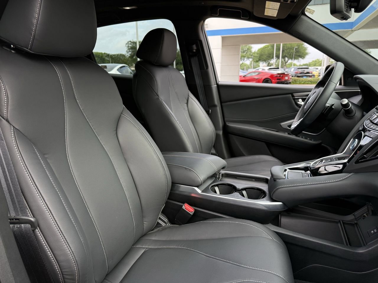Used 2025 Acura RDX SH-AWD image 23
