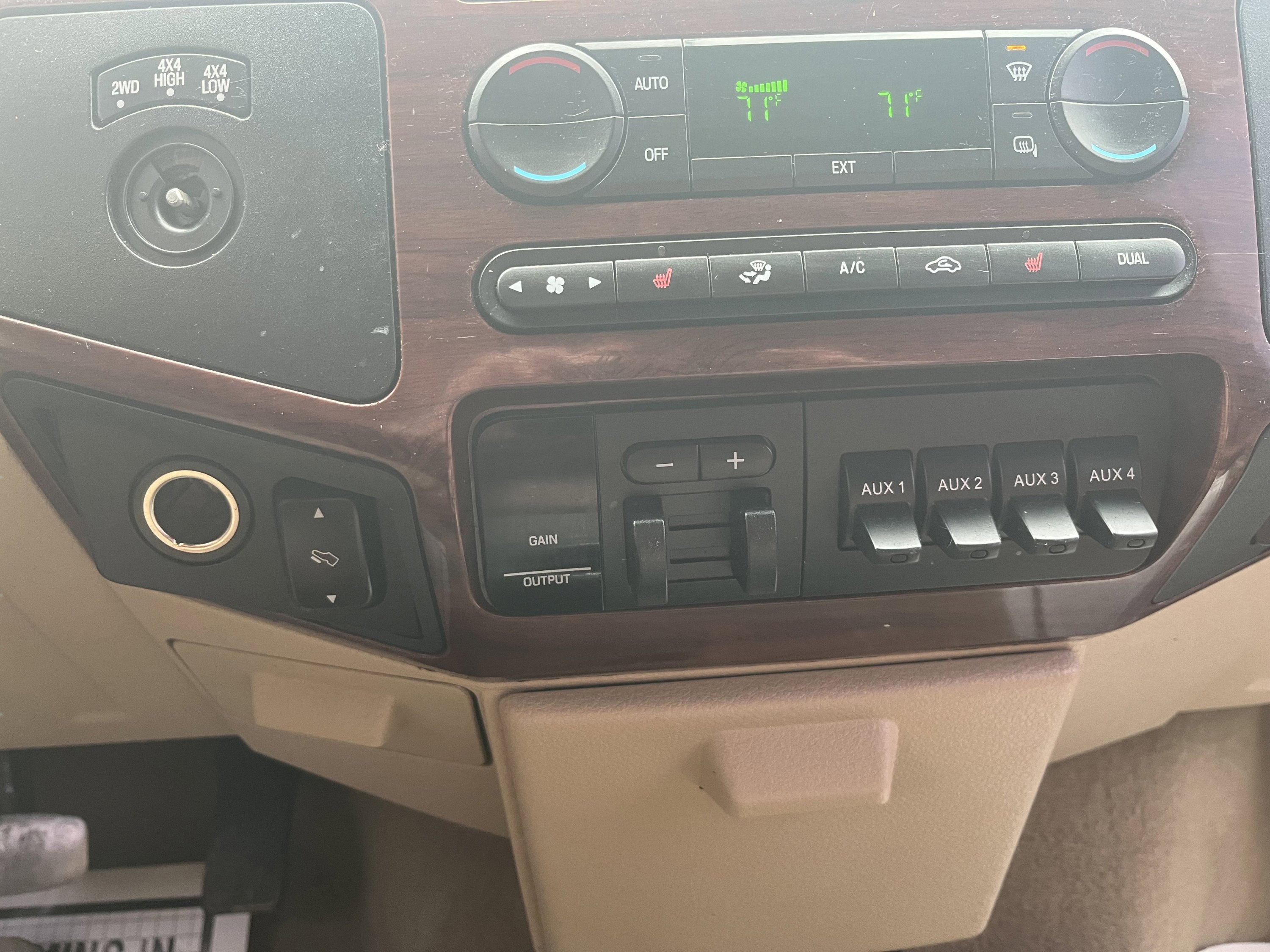 Used 2008 Ford F350 King Ranch image 14