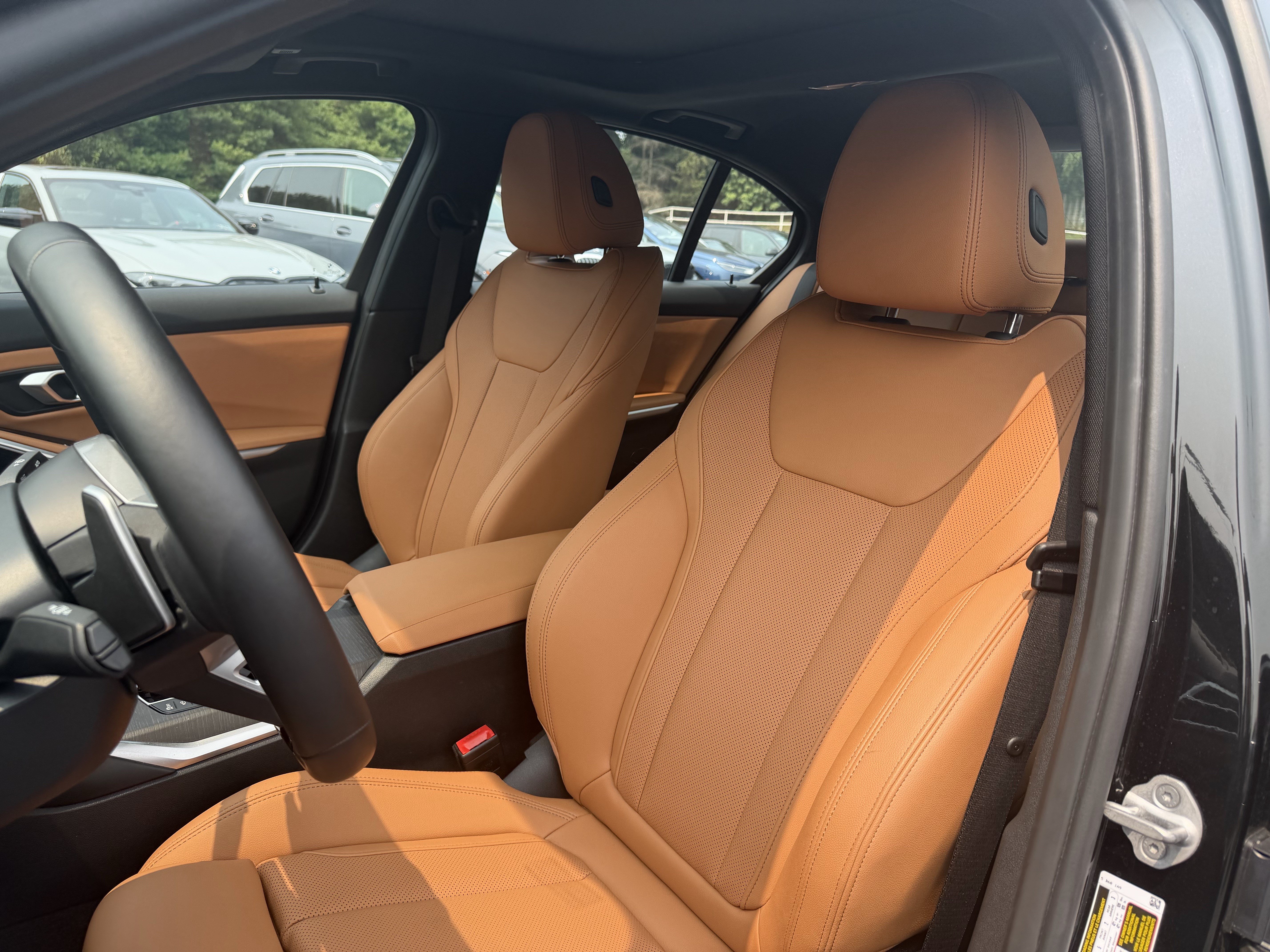 Certified 2026 BMW 330i xDrive Sedan w/ M Sport Package AWD/4WD image 10