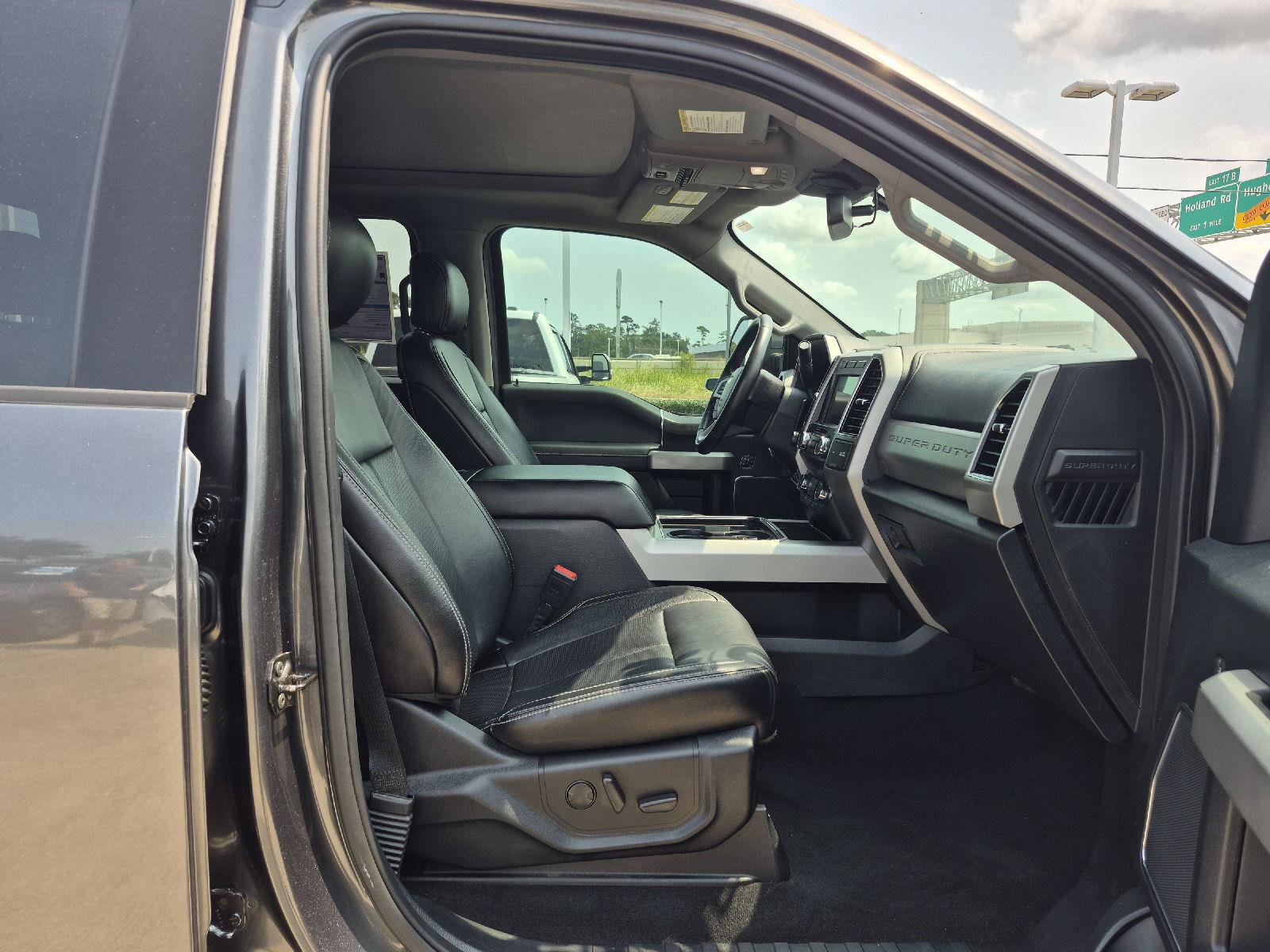 Certified 2020 Ford F250 Lariat w/ Lariat Ultimate Package AWD/4WD image 9