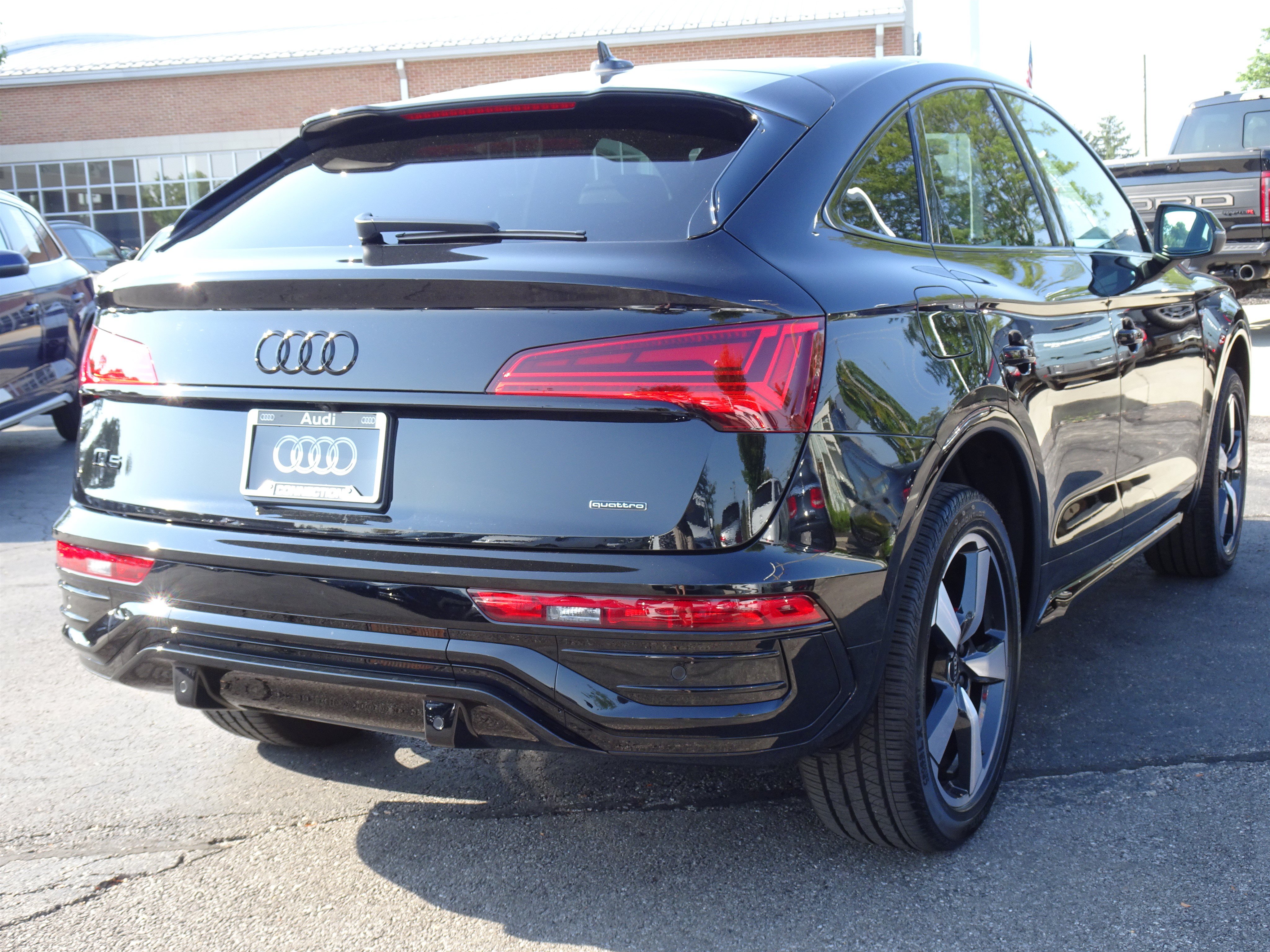 Certified 2024 Audi Q5 2.0T Premium Plus w/ Premium Plus Package AWD/4WD image 5