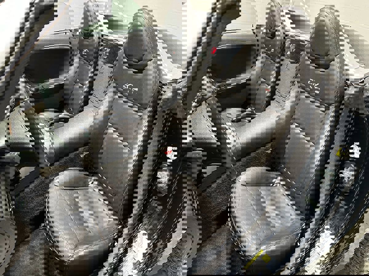 Used 2009 Saturn Sky Red Line image 24