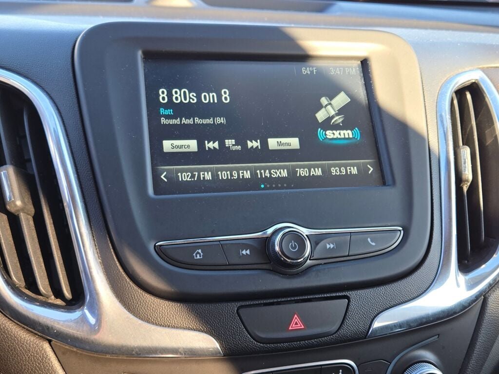 Used 2018 Chevrolet Equinox LT image 26