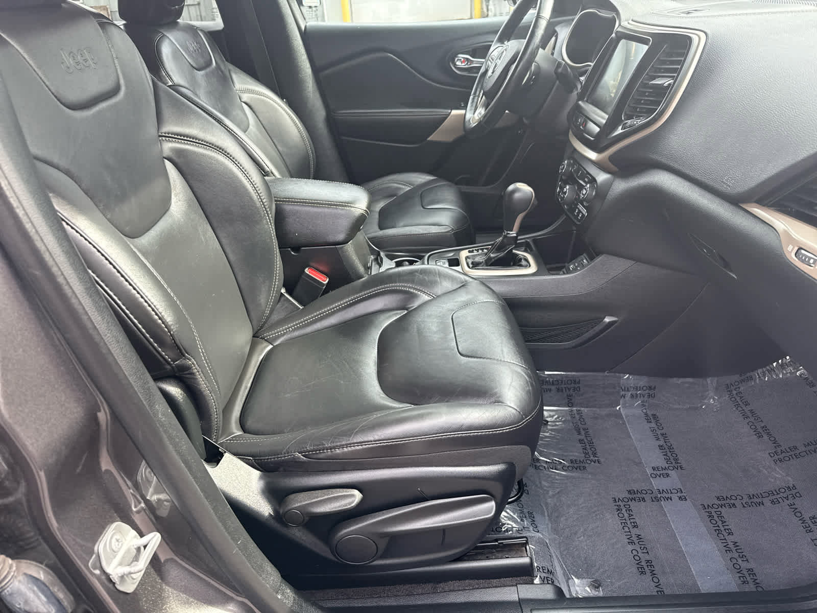 Used 2018 Jeep Cherokee Limited w/ High Altitude Package image 12