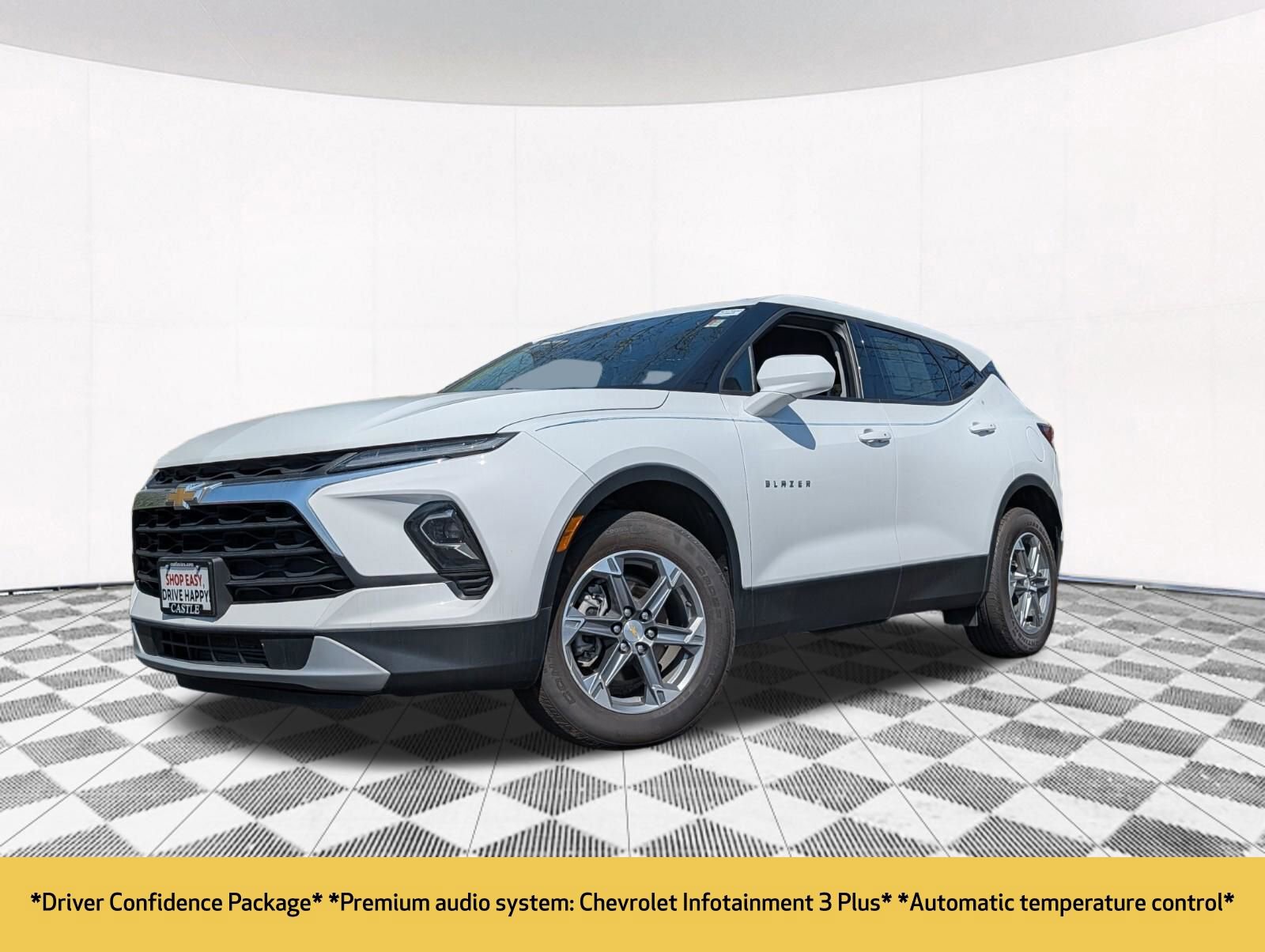 Certified 2023 Chevrolet Blazer LT w/ Driver Confidence Package AWD/4WD image 2