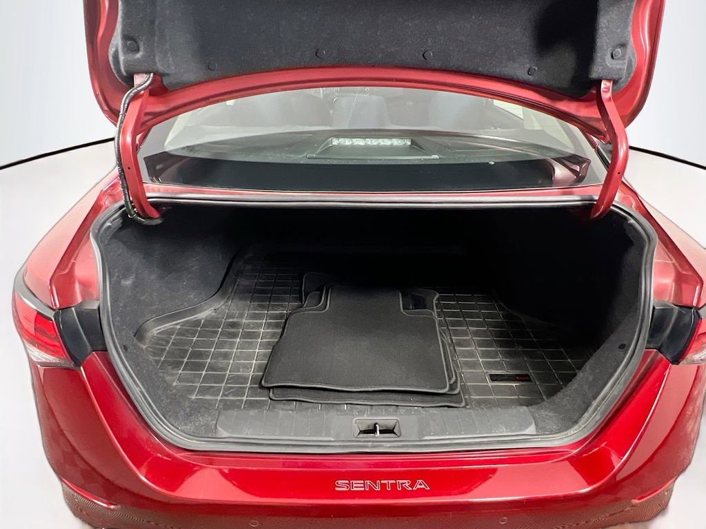 Used 2022 Nissan Sentra SV image 24