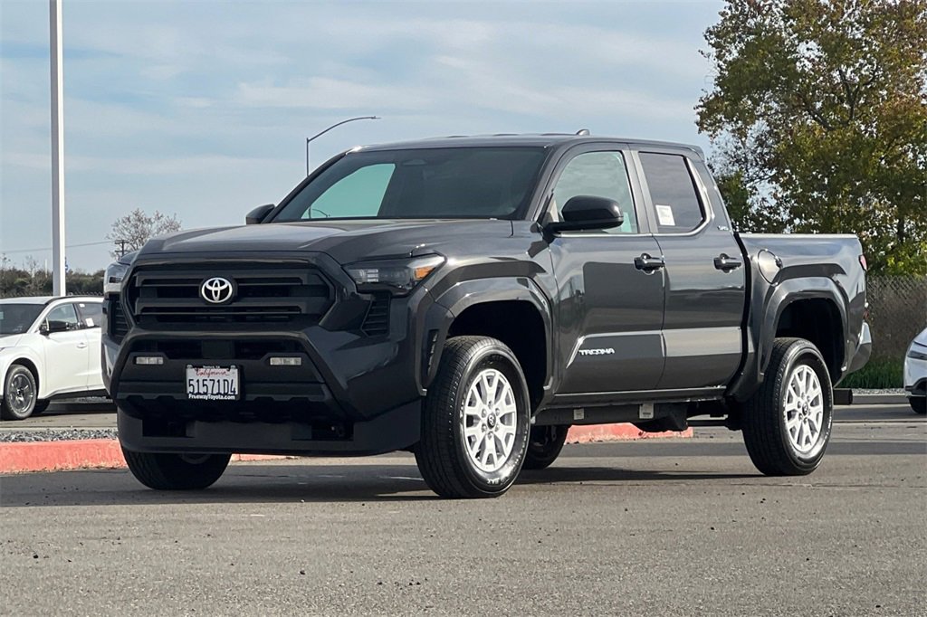 Certified 2025 Toyota Tacoma SR5 image 10