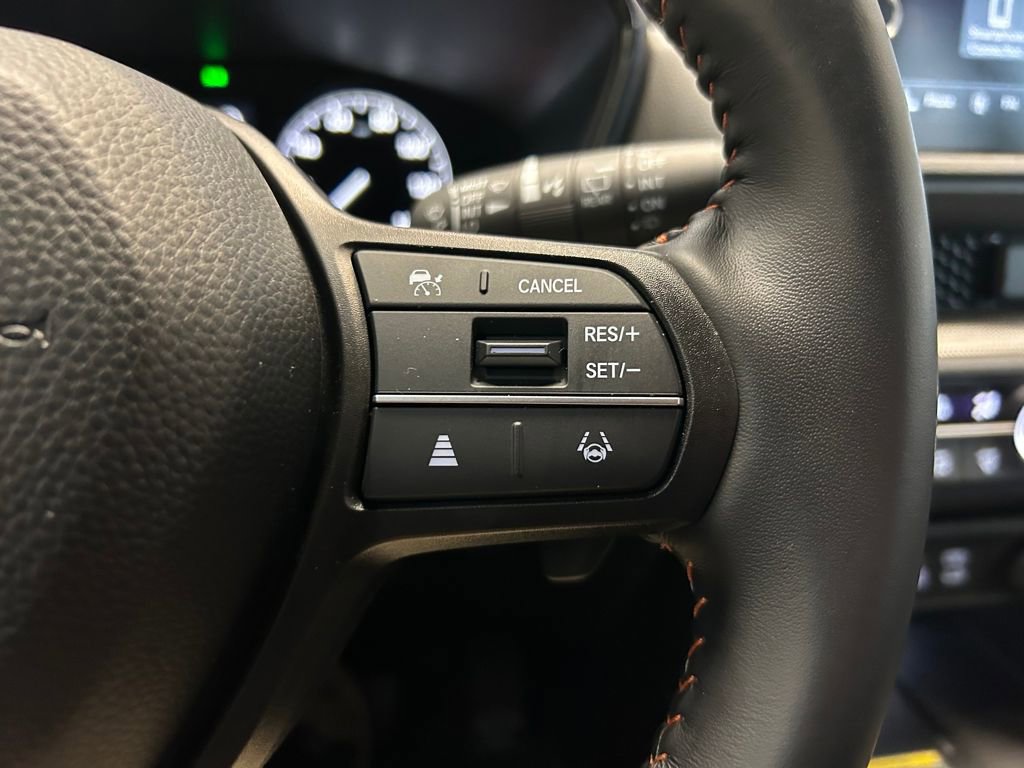 Used 2025 Honda CR-V Sport-L image 17