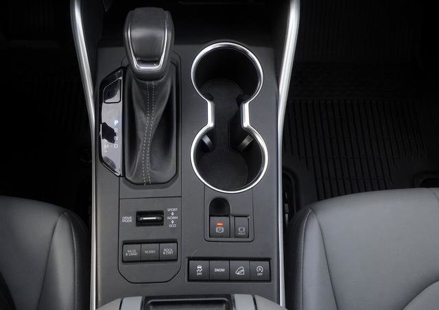 Used 2022 Toyota Highlander XLE image 22