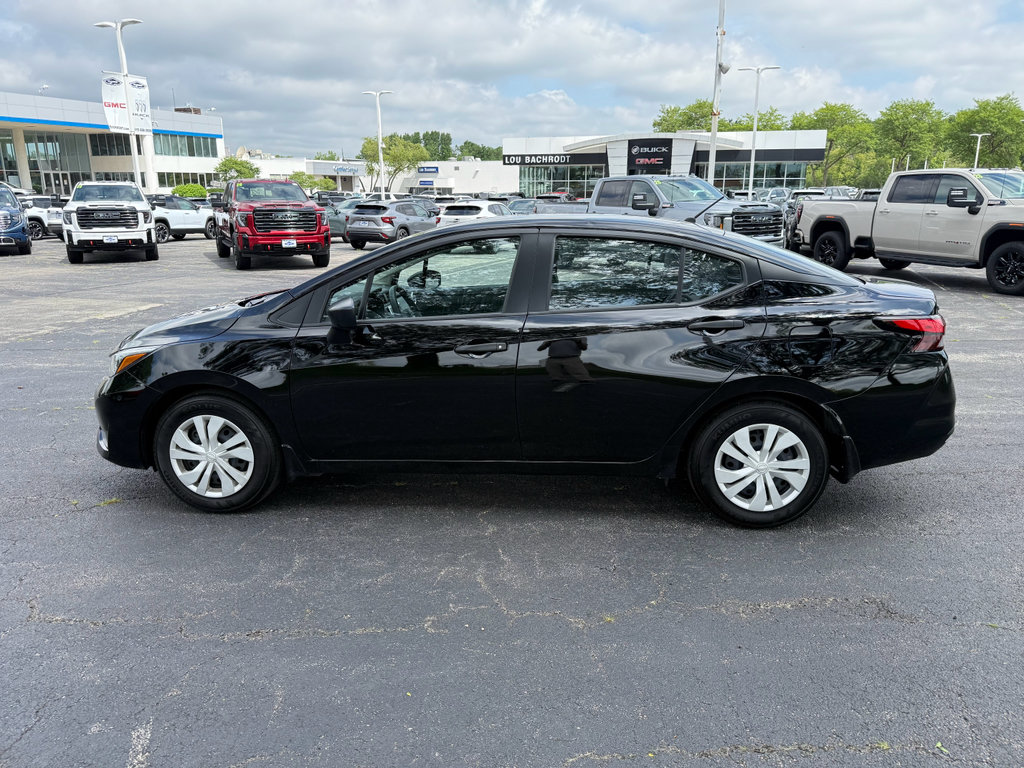 Used 2025 Nissan Versa S FWD image 8