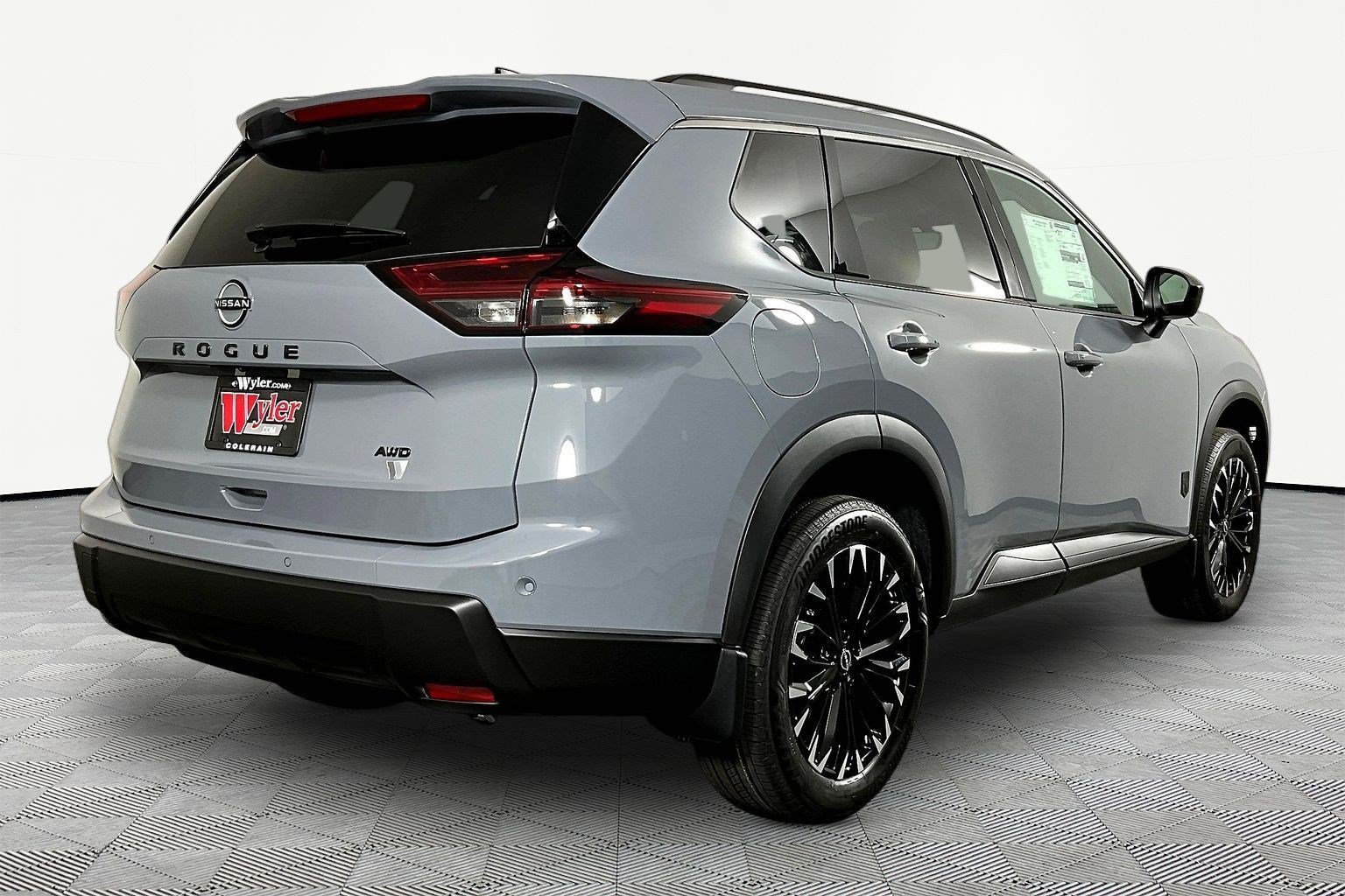 New 2026 Nissan Rogue Dark Armor AWD/4WD image 7