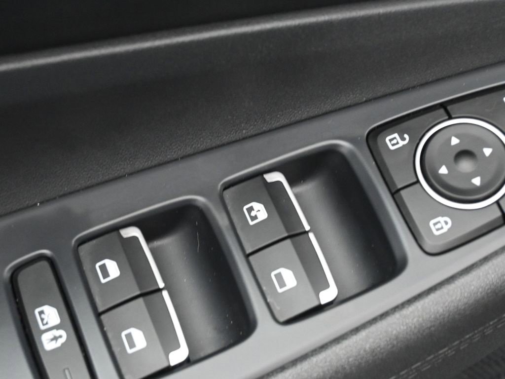 Used 2023 Hyundai Santa Fe SE image 13