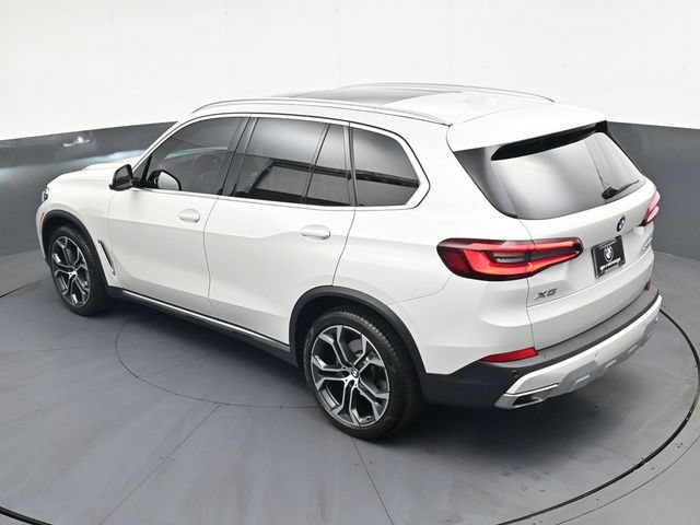 Used 2023 BMW X5 xDrive40i w/ Premium Package AWD/4WD image 30