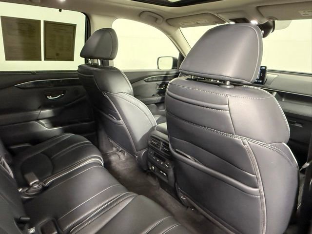 Used 2023 Honda Pilot Elite image 44