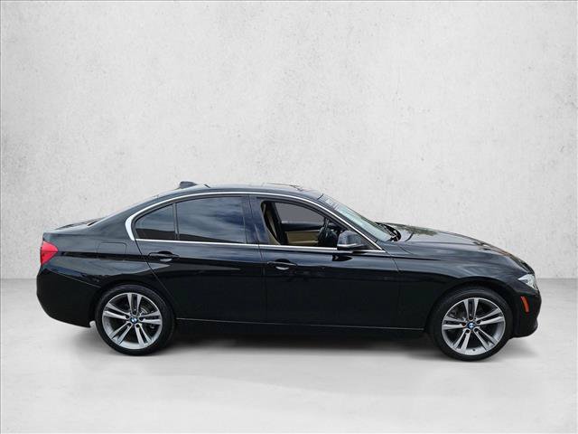 Used 2018 BMW 330i Sedan RWD image 4