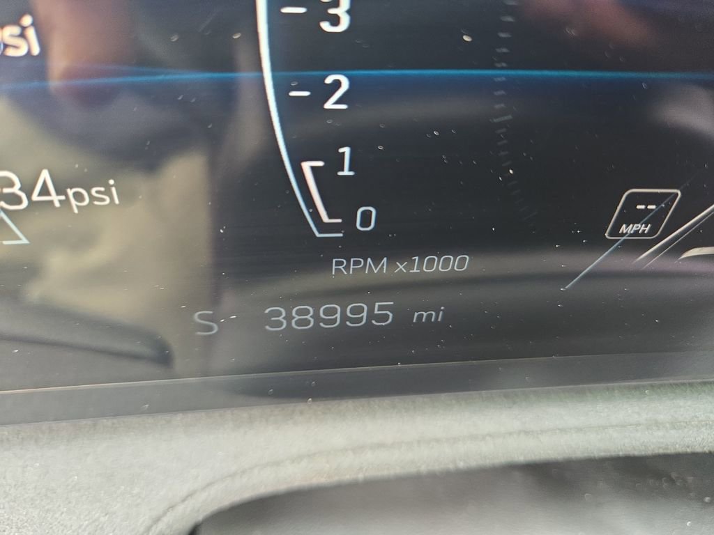 Certified 2024 Cadillac XT4 Sport w/ Cold Weather Package image 19