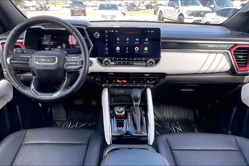 Used 2024 GMC Canyon AT4X AWD/4WD image 7