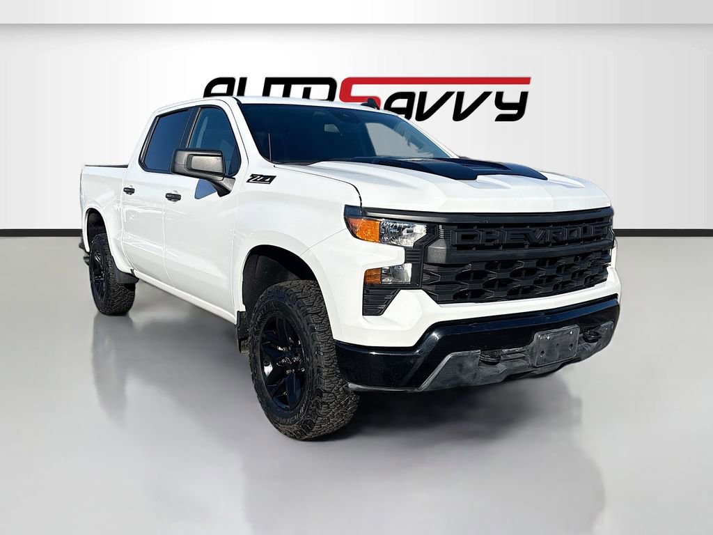 Used 2025 Chevrolet Silverado 1500 Custom Trail Boss w/ Dark Appearance Package image 1