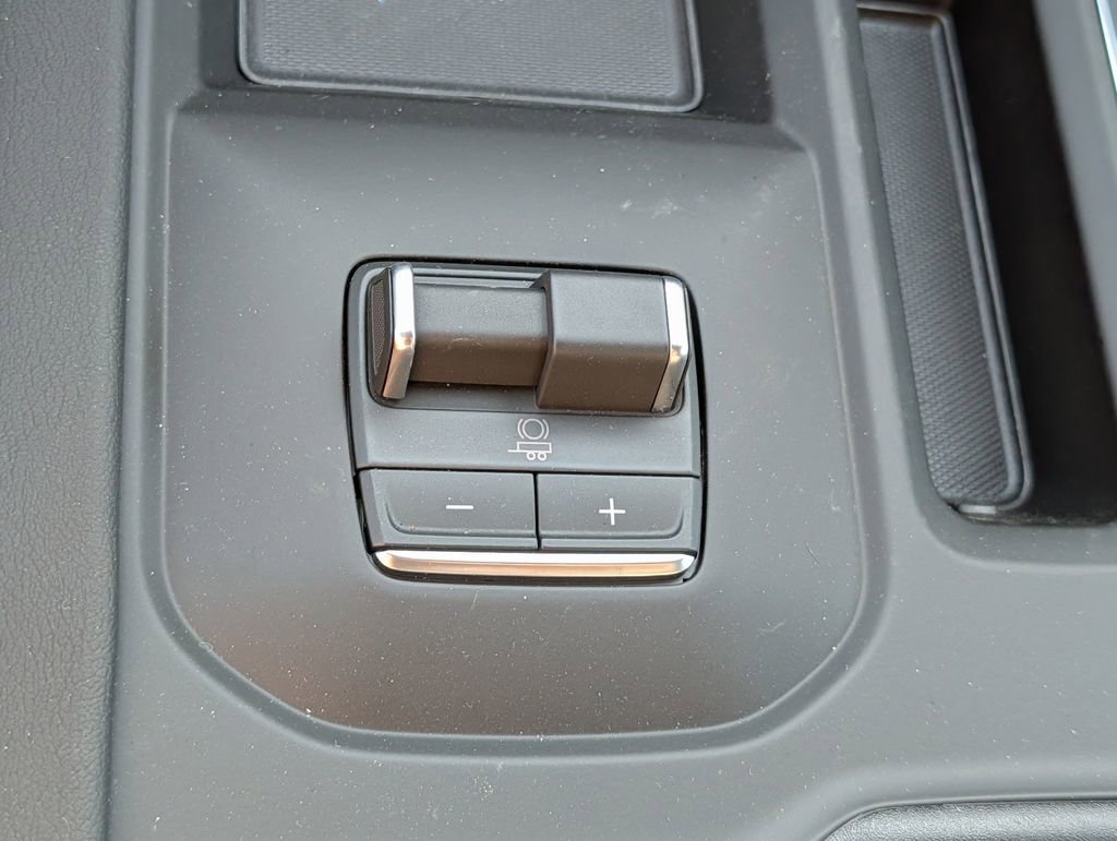 New 2026 GMC Sierra 3500 Denali w/ Denali Reserve Package image 54