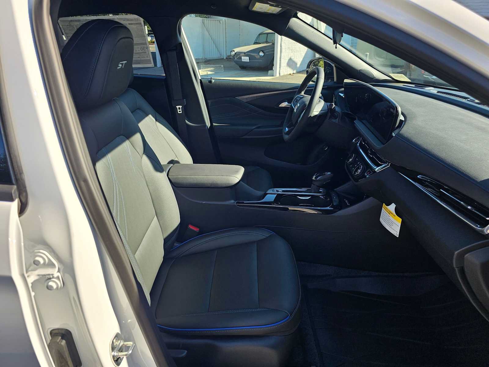 New 2026 Buick Envista Sport Touring w/ Convenience I Package FWD image 10