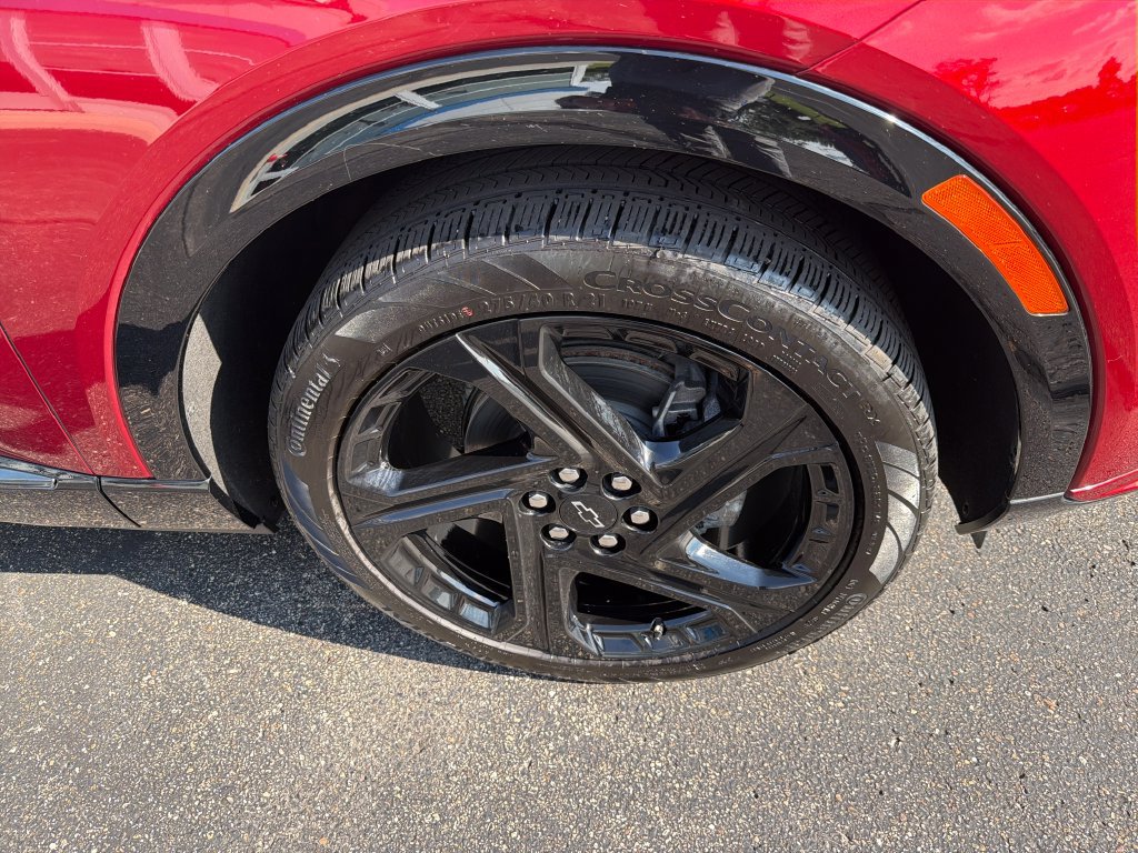 Used 2024 Chevrolet Equinox EV RS FWD image 27