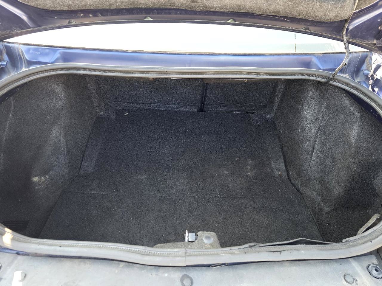 Used 2013 Dodge Challenger R/T RWD image 15