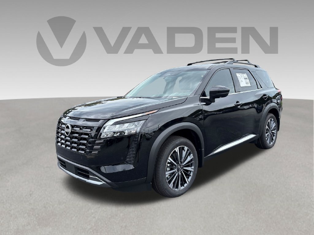 New 2026 Nissan Pathfinder Platinum FWD image 1